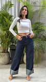 Jean con detalle en bota wide leg rigido