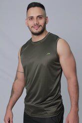 CAMISETA DEPORTIVA SIN MANGAS CON ESTAMPADO