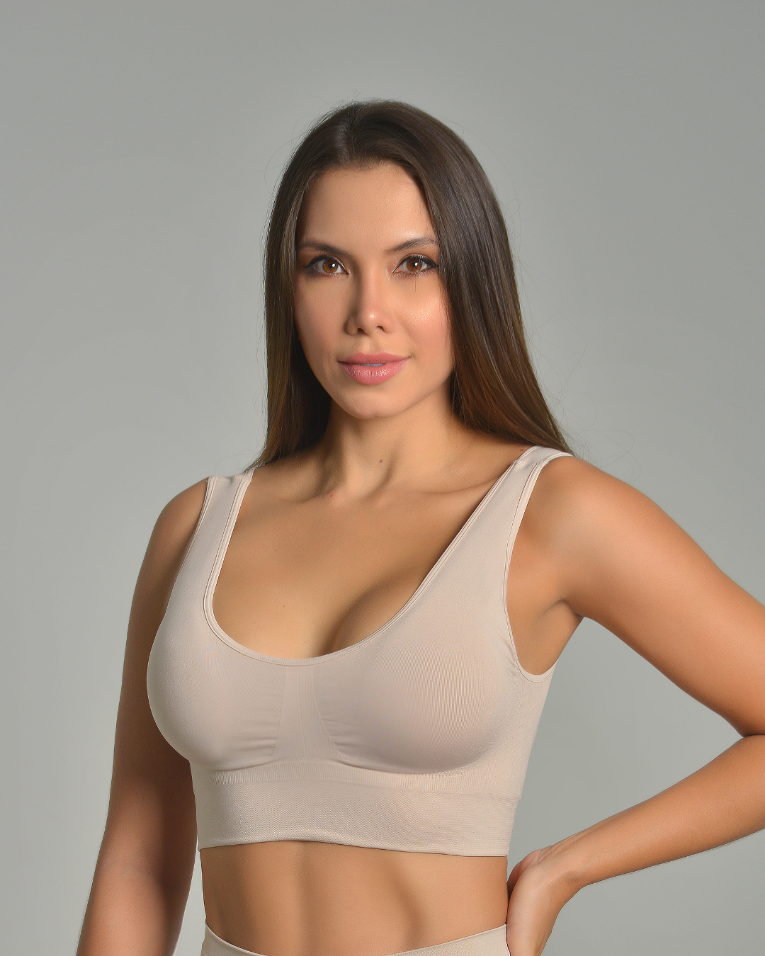 TOP LISO COPA BEIGE