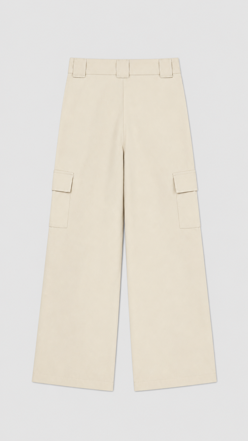 Pantalón de bolsillos laterales