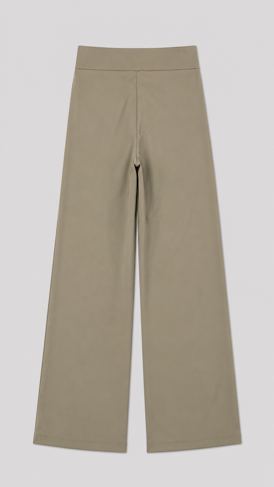 Pantalon con sesgos frontales