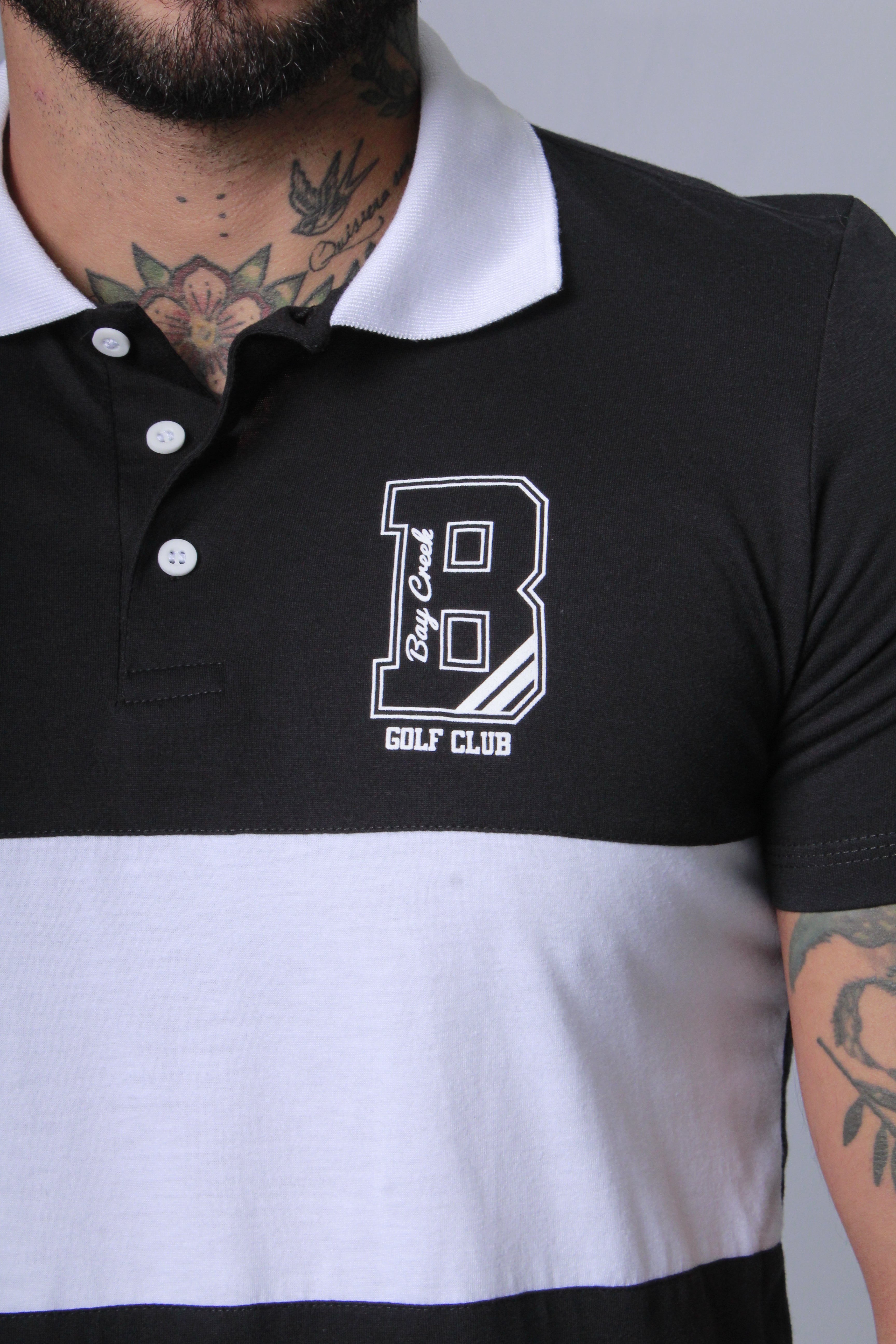 CAMISETA NEGRO Y BLANCO