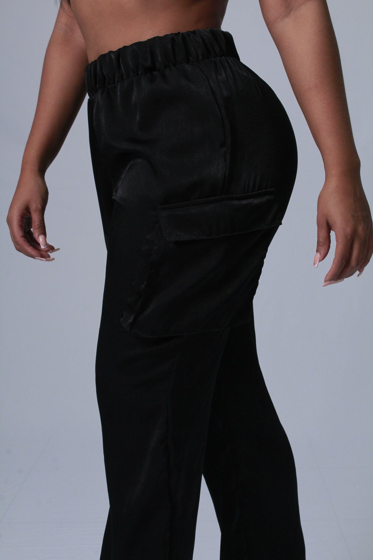 PANTALON MUJER PRETINA RESOTADA NEGRO