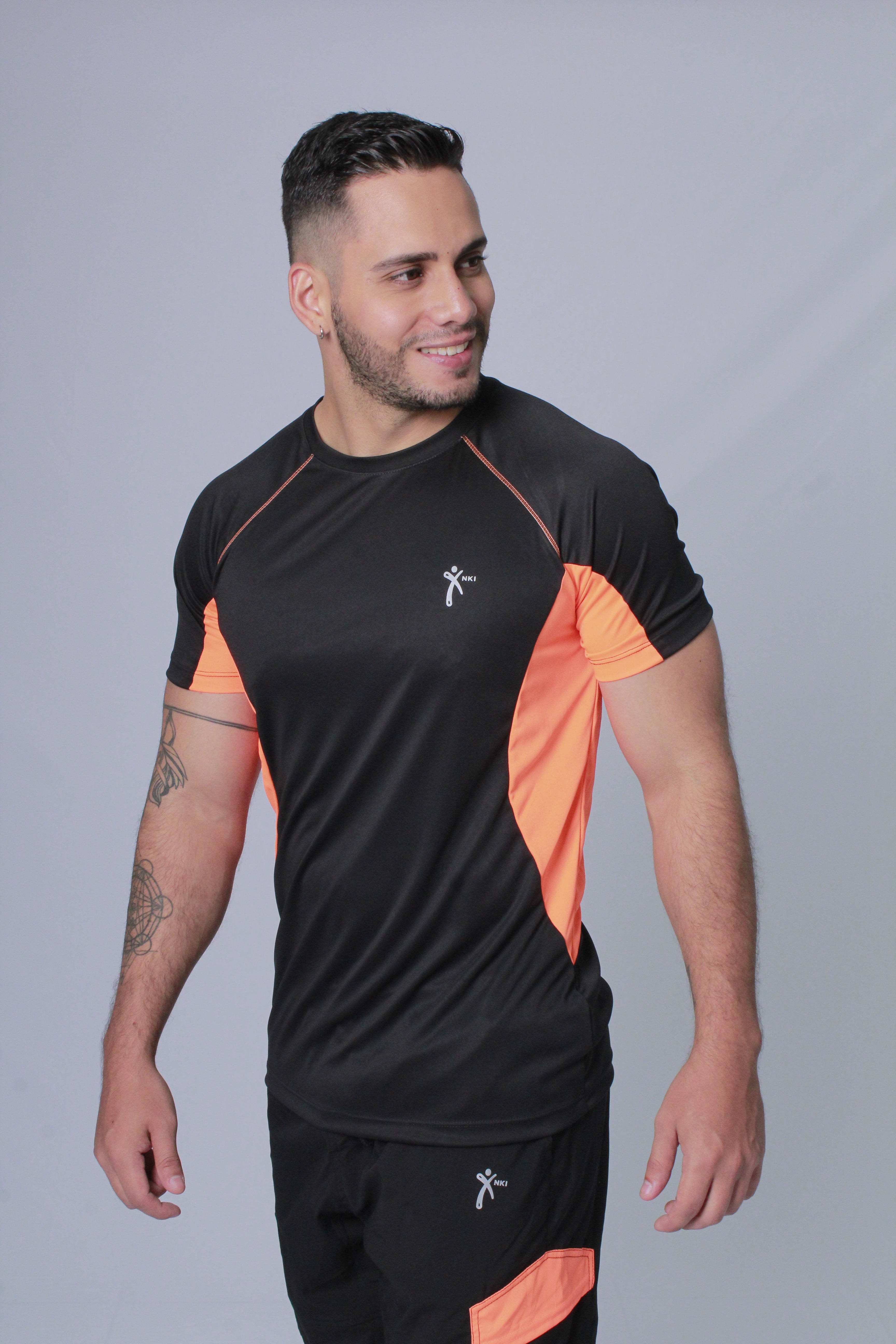 Camiseta Hombre Nki Con Detalles