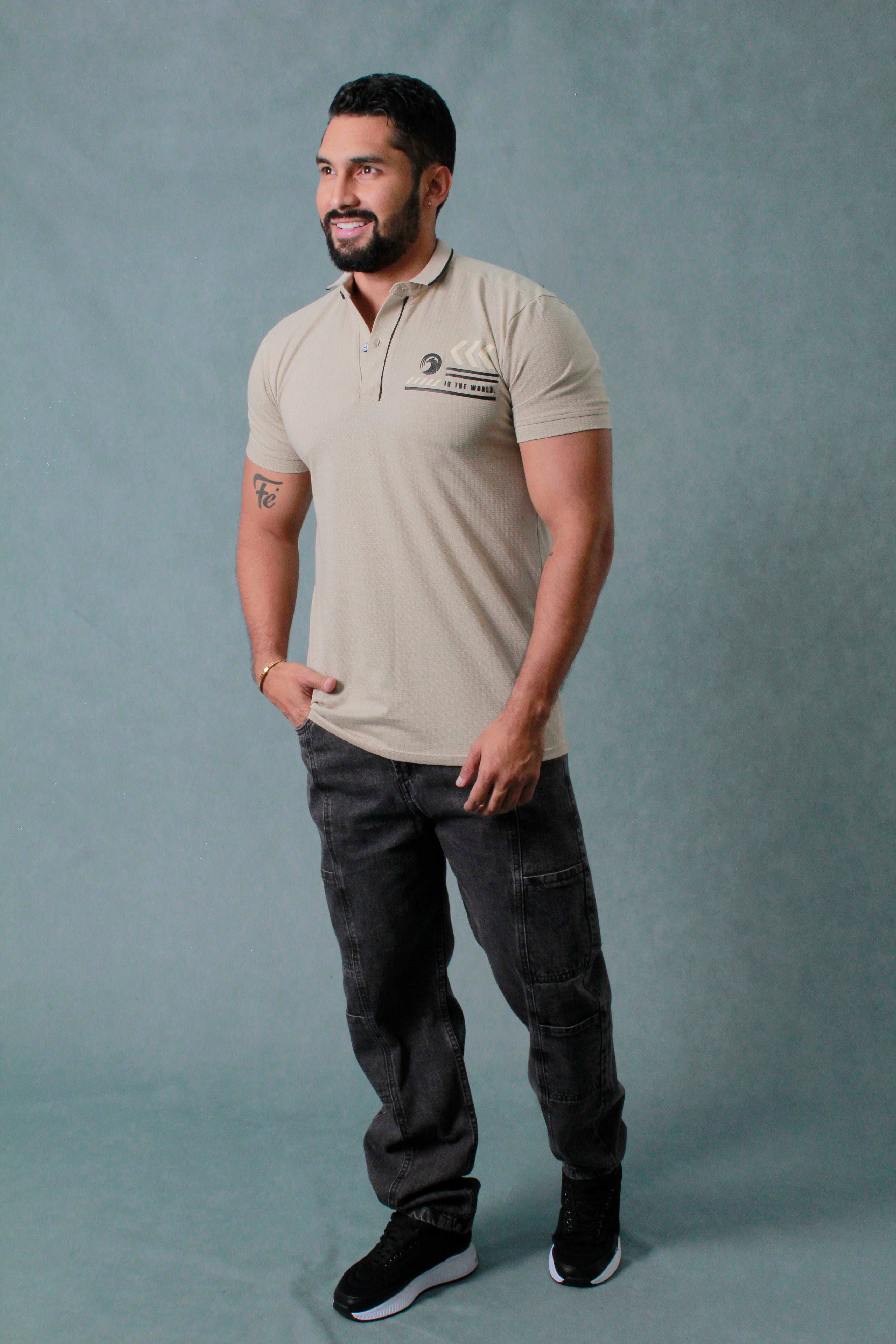 CAMISETA TIPO POLO HOMBRE CON BORDA