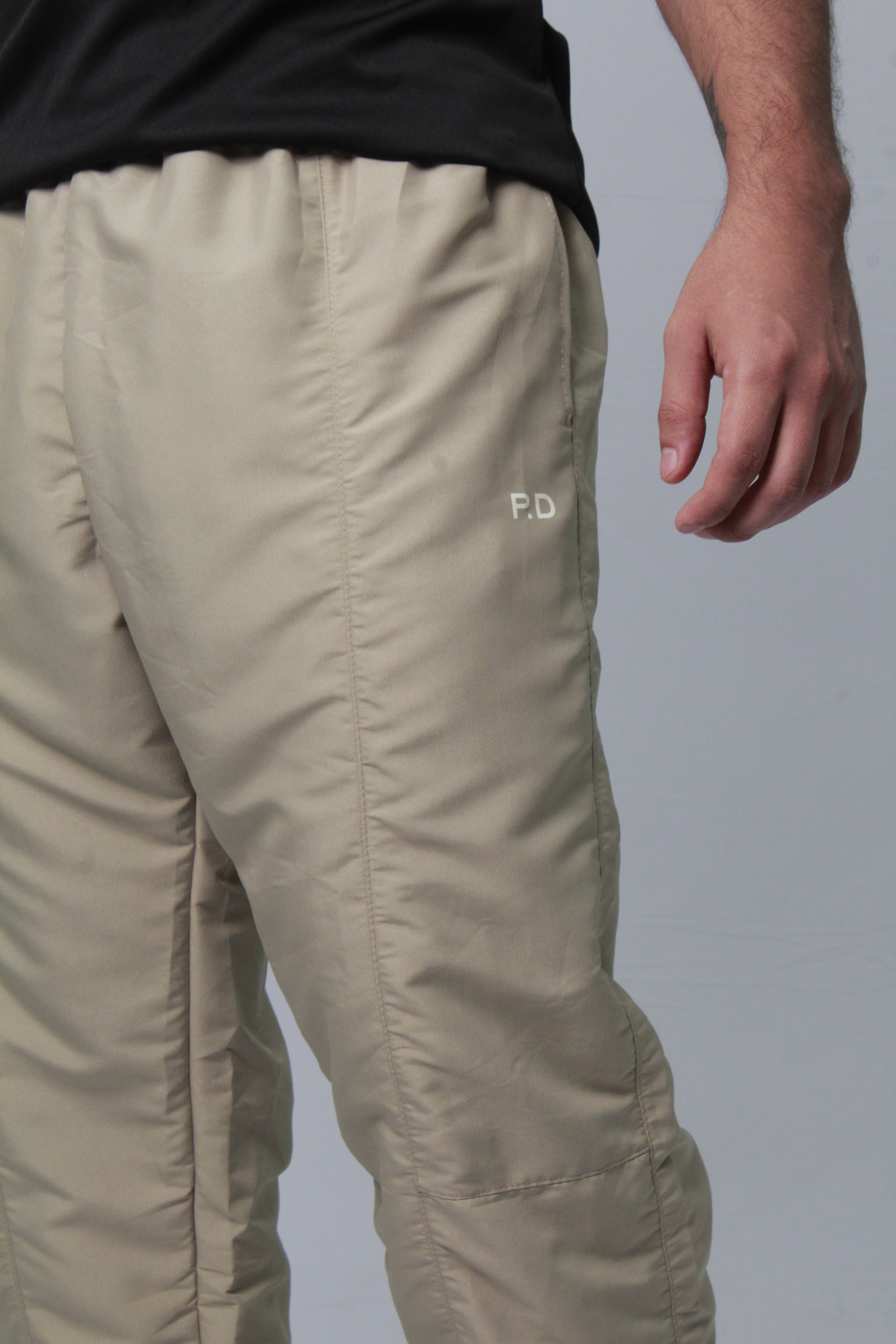 Pantalon tipo sudadera antifluido